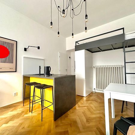 Botanique Rooms With Sauna By Homester Брно Экстерьер фото