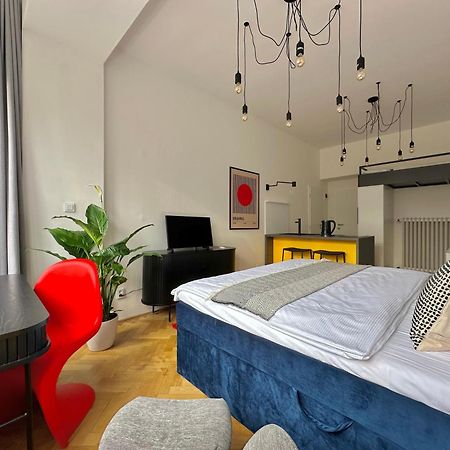 Botanique Rooms With Sauna By Homester Брно Экстерьер фото