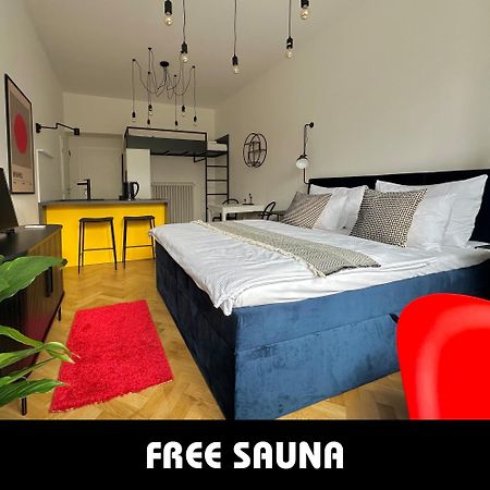 Botanique Rooms With Sauna By Homester Брно Экстерьер фото