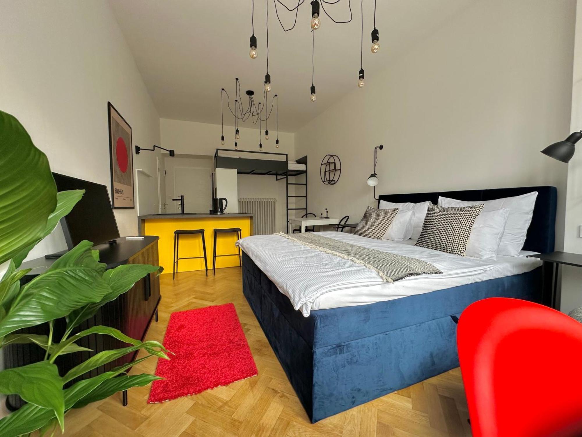 Botanique Rooms With Sauna By Homester Брно Экстерьер фото